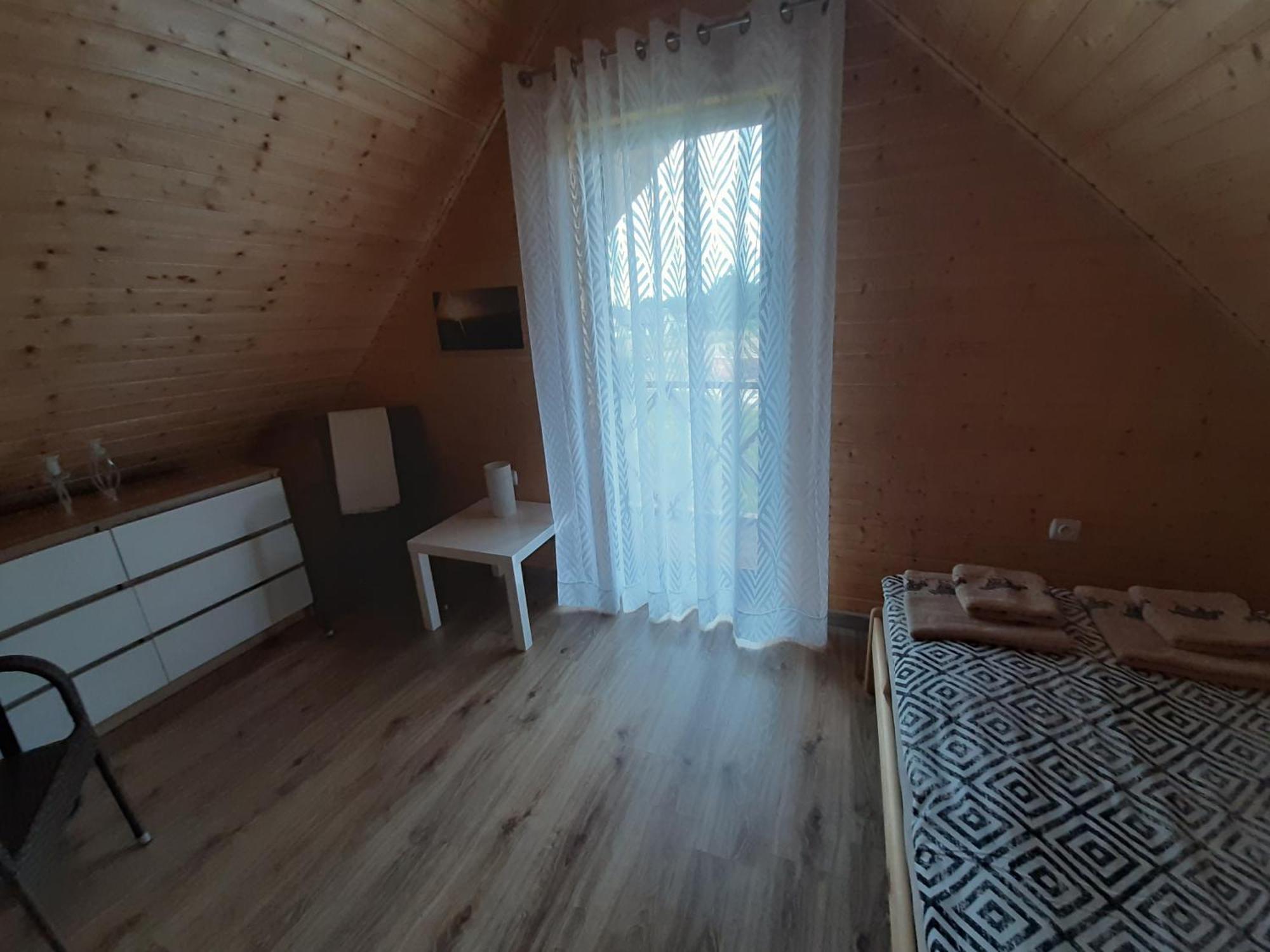 Czarcie Chatki Gardna Wielka Esterno foto